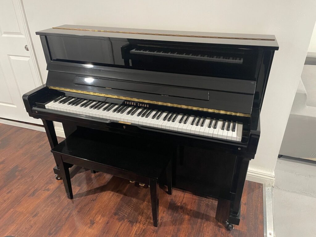 Young Chang U116 PE Reconditioned