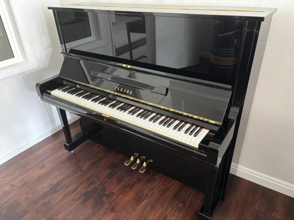 Yamaha U3 PE Restored